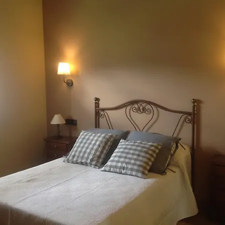 Entrecastaños Casa rural