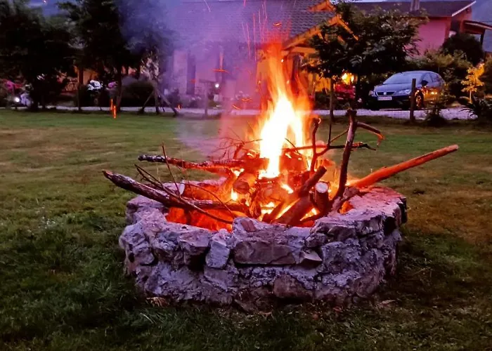 Entrecastaños Casa rural