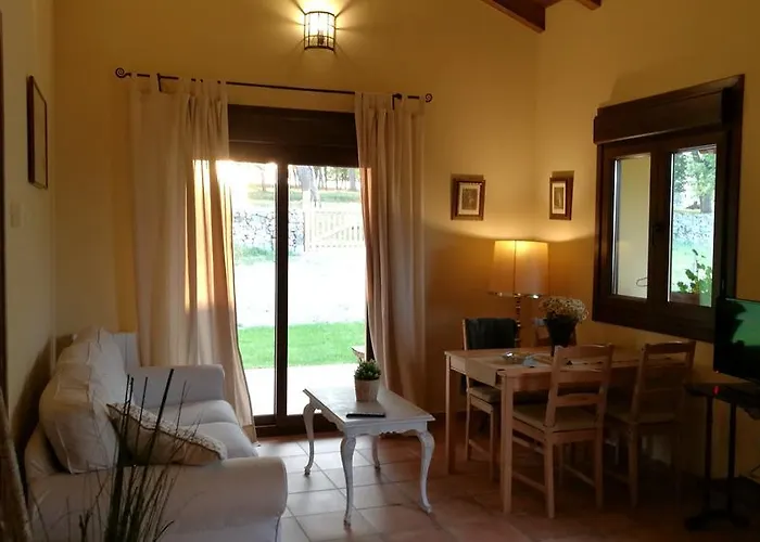 Country house Entrecastanos